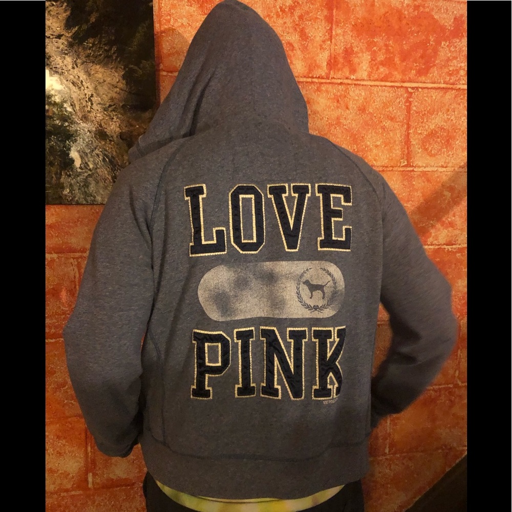 Vs pink hoodie medium
